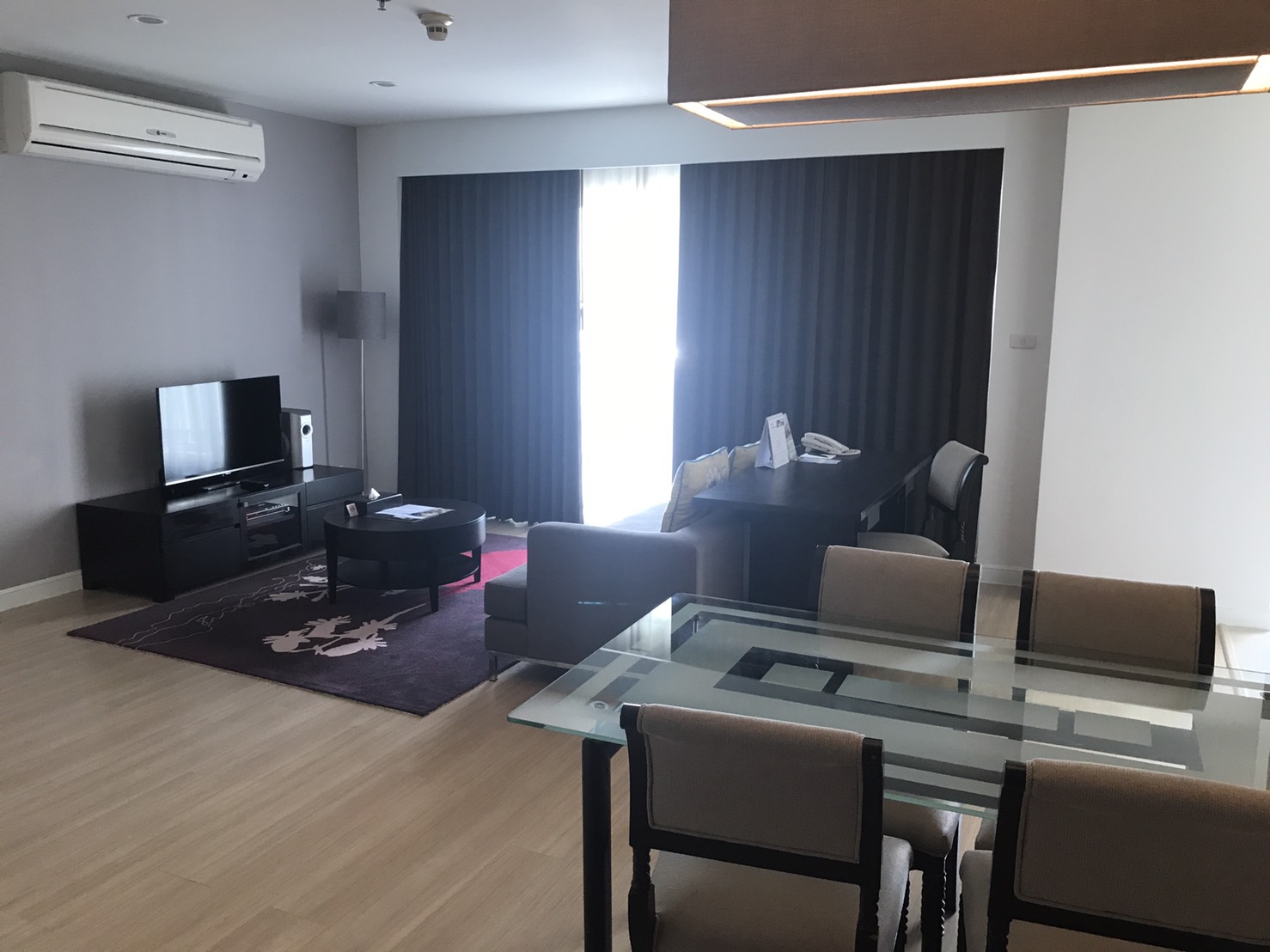 [PL-451] Esmeralda Apartments (เอสเมอรัลด้า อพาร์ทเม้นท์) : คอนโดมิเนียมให้เช่า เลี้ยงสัตว์ได้ 2 ห้องนอน ใกล้ลุมพินี ห้องนี้ดี อยู่แล้วรวย