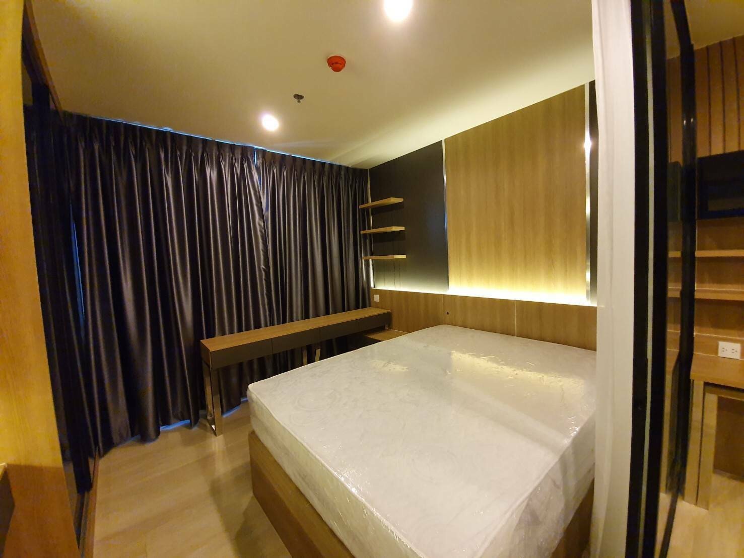 [RA-1464] Life Asoke (ไลฟ์ อโศก) : คอนโดมิเนียมให้เช่า 1 ห้องนอน ใกล้อโศก คอนโดห้องสวย ราคาดี