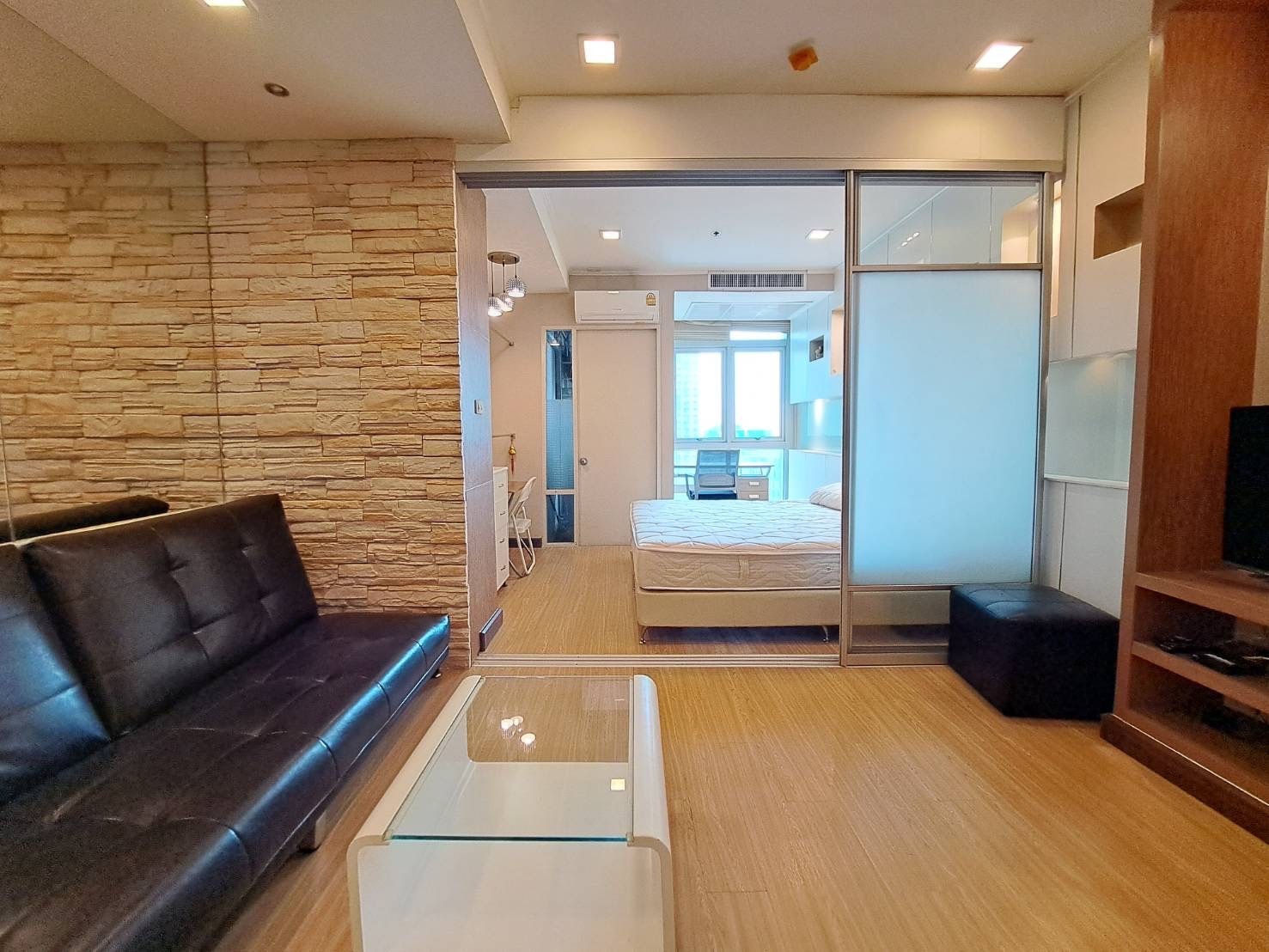 [SUE-946] Nusasiri Grand (ณุศาศิริ แกรนด์) : คอนโดมิเนียมให้เช่า 1 ห้องนอน ใกล้เอกมัย ห้องเช่า ทำเลดี พร้อมเข้าอยู่ ด่วน!