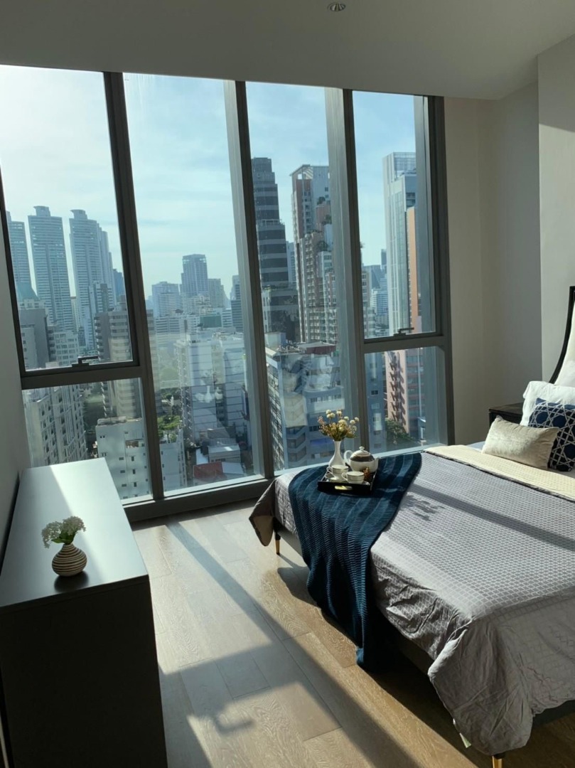 (เช่า/ขาย) KRAAM Sukhumvit 26 (คราม สุขุมวิท 26) – คอนโดระดับ Super Luxury ใจกลางพร้อมพงษ์ ที่พักอาศัยระดับพรีเมียมในซอยสุขุมวิท 26 เน้นความเป็นส่วนตัวสูงด้วยจำนวนยูนิตน้อย ห้องมุมพื้นที่กว้างขวาง