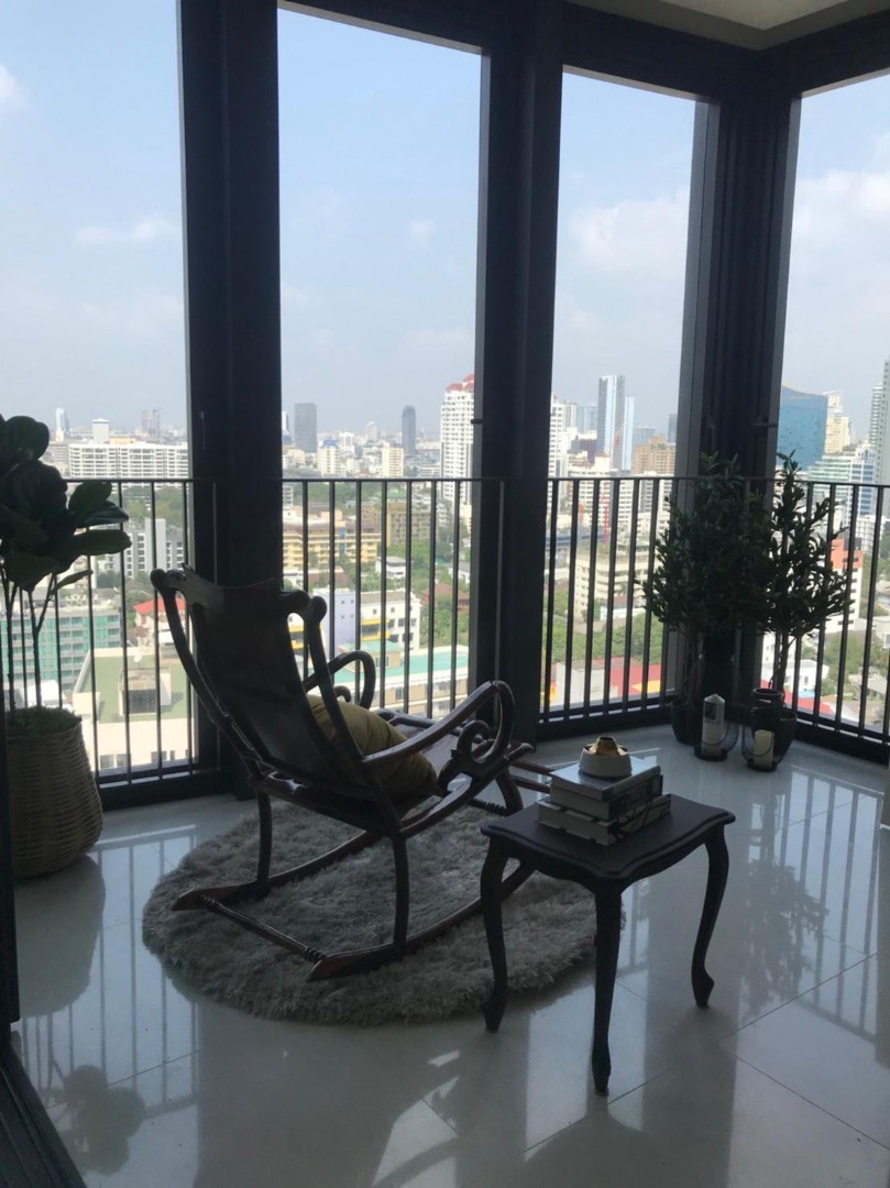  (เช่า/ขาย) BEATNIQ Sukhumvit 32 (บีทนิค สุขุมวิท 32) – คอนโดระดับ Ultra-Luxury ใกล้ BTS ทองหล่อ ห้องมุมขนาดใหญ่ ดีไซน์หรูหราทันสมัยในทำเลระดับพรีเมียม พร้อมพื้นที่ใช้สอยที่กว้างขวางและความเป็นส่วนตัวสูงสุด