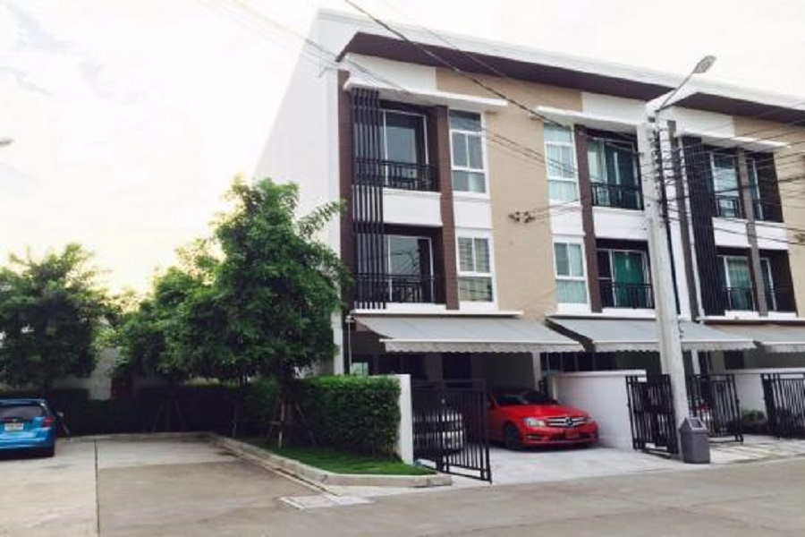 บ้านกลางเมือง-โชคชัย-4